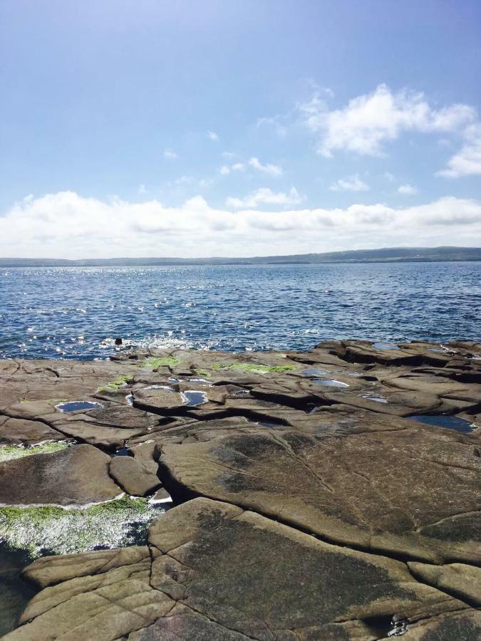 Beside The Sea & Minutes From Cliffs-Clahane Shore Lodge Liscannor Kültér fotó